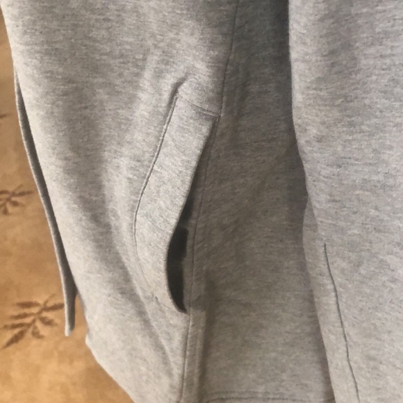 Sweater - Picture 3 of 6